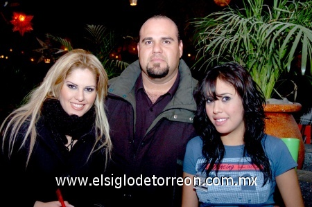 18012009
Fernanda González, Carlos Sánchez y Fenny Álvarez.