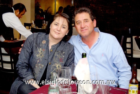 29012009
Paty Castro de Lugo y Alfredo Lugo