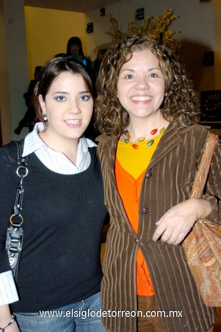 29012009
Alina Arratia y Mayela Morales