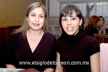 31012009
Iliana de Barriada y Claudia de Odriozola, asistieron al evento