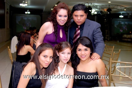 28012009
Carolina Castro, Marcela Giselle, Lilian Contreras, Pedro López y Mafer Gómez