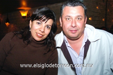 02022009 Inés Salas de Bañuelas y Francisco Bañuelas.