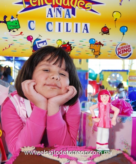 Ana Cecilia Macías Martínez, caracterizó a Stephanie de Lazy Town en su fiesta de cumpleaños