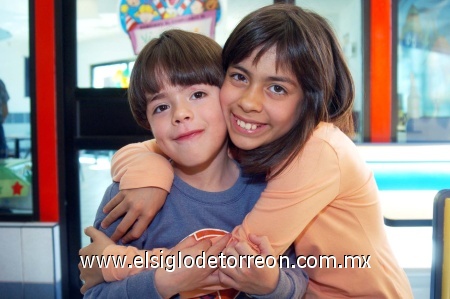 03022009 El pequeño Ricardo A. Sandoval y Alexa Sandoval González.