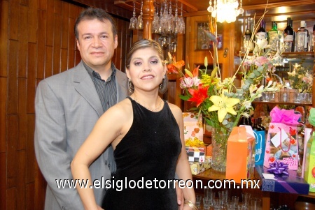 08022009 Felicidades. Dr. Felipe Rivas Castañón y Sra. Beatriz de Rivas festejaron juntos sus respectivos cumpleaños.