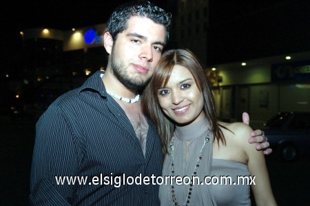 11022009 Iván Morales y Laura Salas.
