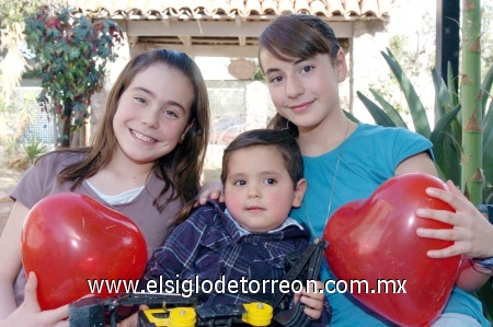 11022009 Dany, Caro y Jorgito.