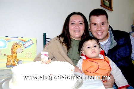15022009 Mayra y Nelson Juárez festejaron a su hijo Nelson Jesús en el día de su cumpleaños.