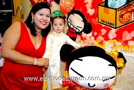 12022009 Karla y su pequeña Ana Fer.