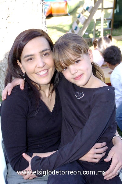 17022009 Angelina y Anelice von Bertrab.