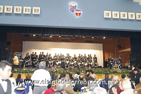 La Banda de Guerra del Instituto Francés de la Laguna.