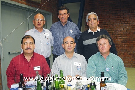 Miguel Wong, Jorge Saenz, Alejandro Luna, Alberto Muñoz, Héctor Hernández y Manuel Salgado.
