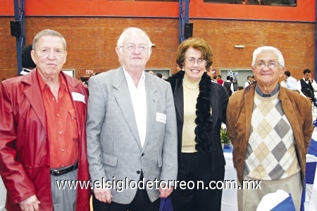 Antonio Marroquín, Enrique Marroquín, Susana Calero de Marroquín y José Rubén Sámano.