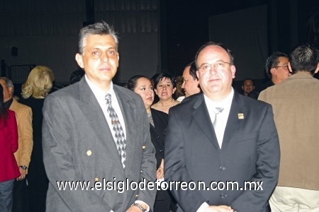 Luis de Villa Barrera y Luis Arturo Dávila de León.