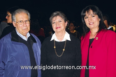 Concierto de Gala
Hno. Guilebaldo Orozco, Josefina Mc-Grath y Any de Lara.