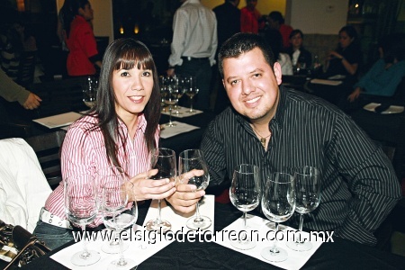 Ana Cecilia Rendón y Héctor Montes.