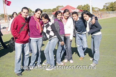 Edel Arenas, María Luisa Helez, Cinthya Figueroa, Stephie de Santiago, Ceci Rodríguez, Fer Villagrana y Ximena Sánchez.