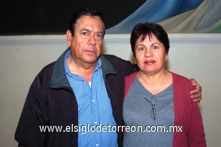 23022009 Tomás Orozco Frayre y Magda Guerrero de Orozco, durante  un concierto.