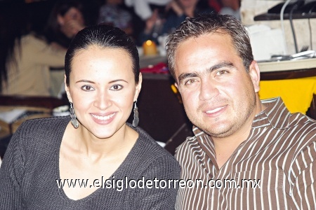 Rosy y Edgar Rivera.