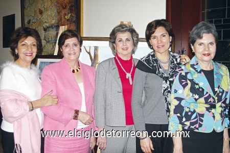 María Elena Metlion, Lourdes Mexsen, Peggy Isasi, Georgina de Salmón y Rosario de Sánchez.
