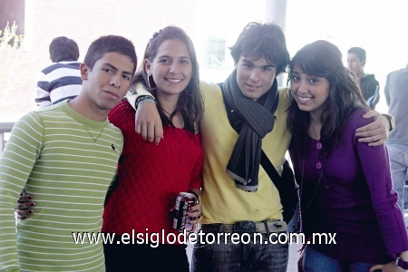 Axel Krugen, Paola Romo, Rodrigo Armijo y Karla Trujillo.