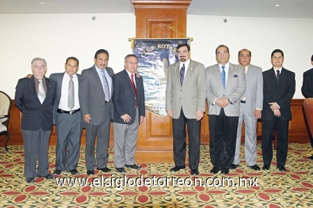 Ciudades Hermanas 
Antonio Morfín, Gambal Medina, Mateo Espinoza, Víctor Arellano, Eduardo Iduñate, Jorge Aguilar, Federico Carreón y Sergio Arroyo.