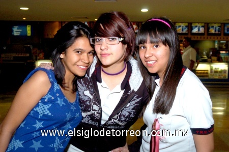 07032009 Alejandra Pastrana, Mariana Ortega y Fernanda Rodríguez.