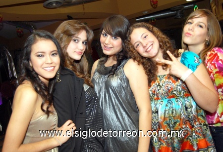 10032009 Estefanía, Mariel, Andrea, Lorena y Brenda.