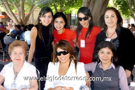 10032009 Norma Gamboa, Vero Rojas, Cynthia Medina, Ana María Zepeda, Ana María Zepeda, Claudia Reyes, Susy Karbnik y Claudia Herrera.