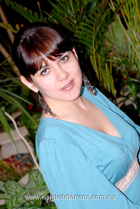 15032009 Miriam Barker, celebró un año más de vida.