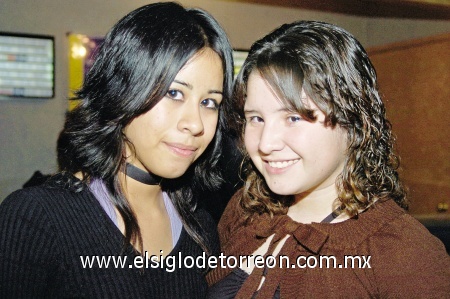 15032009 Jaquelin Gallegos e Iveth Quintana.