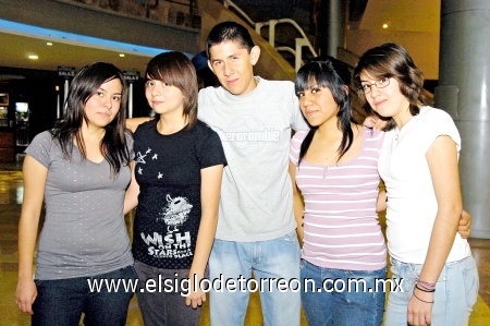 15032009 Jéssica, Jénnifer, José, Paty y Mónica.
