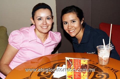 19032009 Esmeralda y Valeria Vázquez.