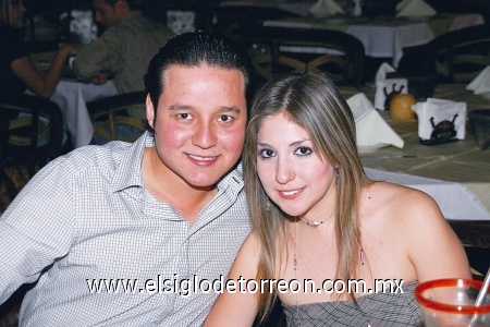 José Gutiérrez y Cristy Yáñez.