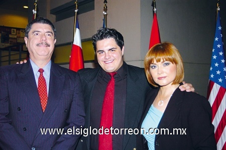 Gerardo Favero y Dora Lilia Arroyo acompañando a su hijo Gerardo.