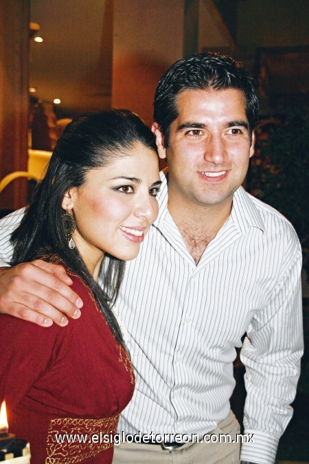 Pedro y Jocelyn en su despedida de solteros.