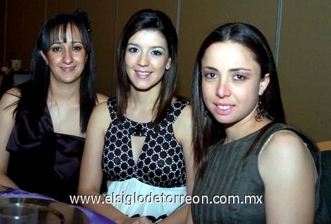 26032009 Vanesa de Ruiz, Angélica de Lozano y Sofía de Martínez.