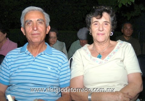01042009 Interesante ejemplar. Pedro Salmerón presentó el libro La Revolución Popular en Durango y La Laguna.