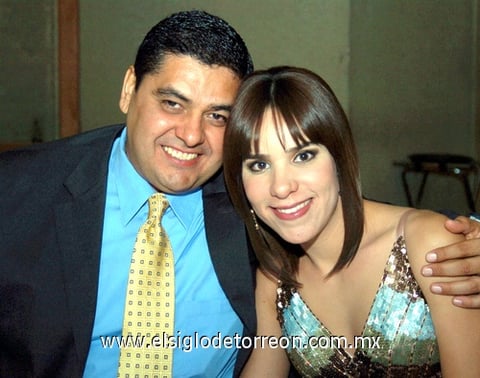 02042009 Gladis Martínez Grijalva y Aldo Galván, invitados a la boda de Arturo y Marlene.