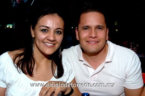 05042009 Annel López y Omar Jiménez.