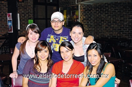 29032009 Michelle Mendoza, Zeida Diez, Gaby Ávila, Arantza Sandoval, Jorge Iza y Christian Montiel.
