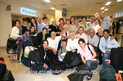 11042009 Familias Gallegos y Martín llegaron de la Ciudad de México y fueron recibidos por las familias Márquez Gallegos y Gómez.