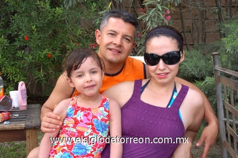 13042009 Daniela, César y Brenda.