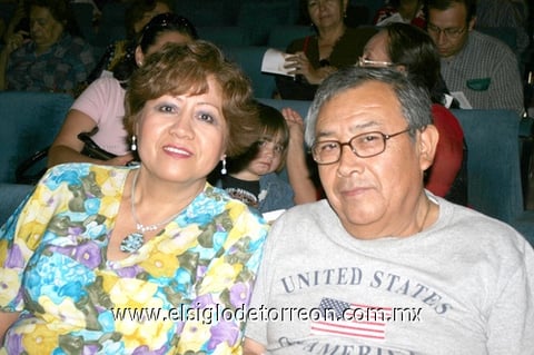 19042009 Susana de Zurita y Raúl Zurita.