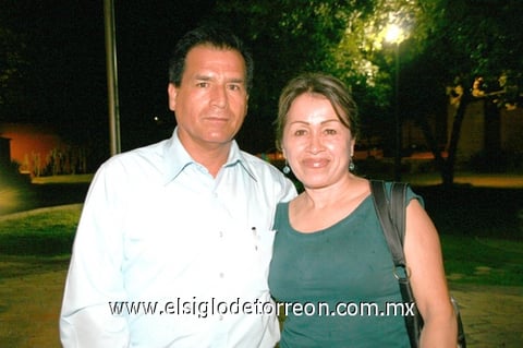 18042009 Ramón García Jáuregui y Juana María Díaz.