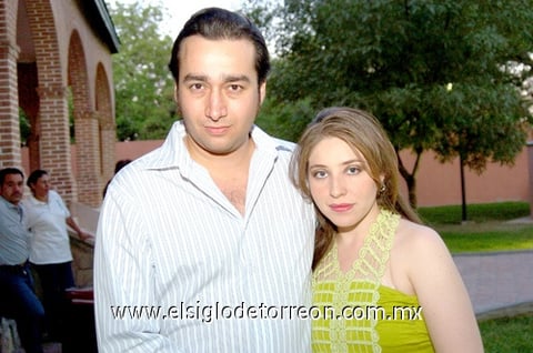 19042009 Enrique Sada Sandoval y Sophía Martínez.