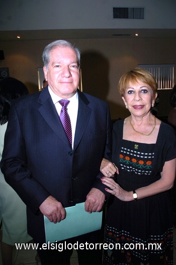 27042009 Héctor Acuña y Gloria Murillo.