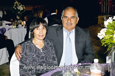 27042009 Flor Martínez Rodríguez y Santiago Martínez Saldaña.