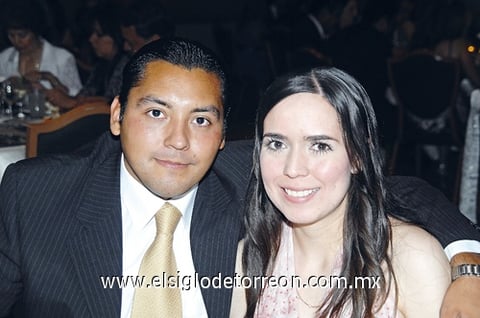 27042009 Arturo Gómez y Adhara Zavala.