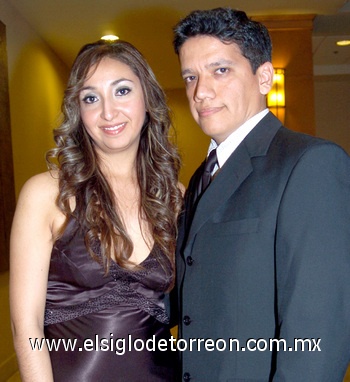 28042009 Diana Margarita Estrada González y Carlos Gutiérrez.